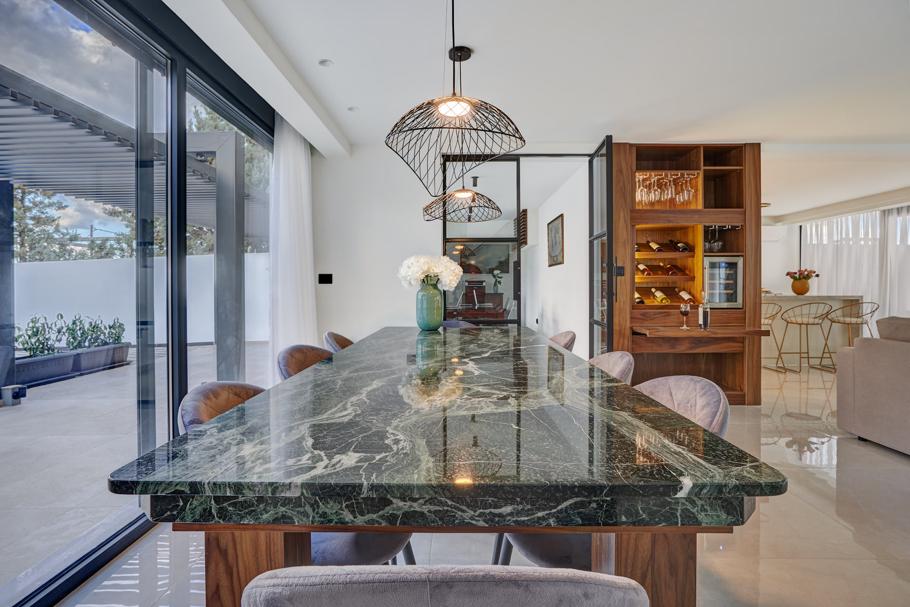 211201A732102419_20_21