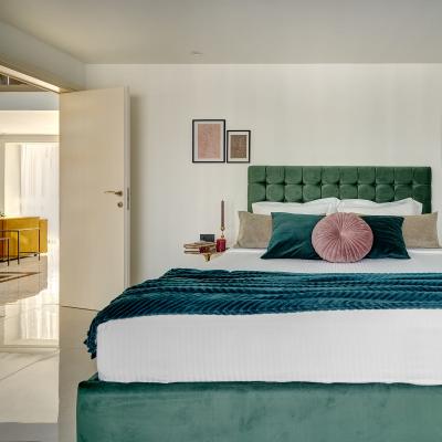 211201A732101985_6_7